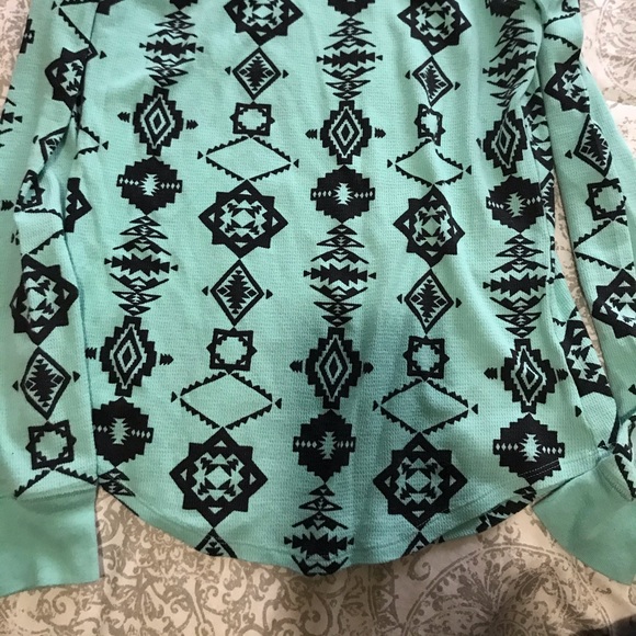 Pink sleepwear top - Picture 3 of 3